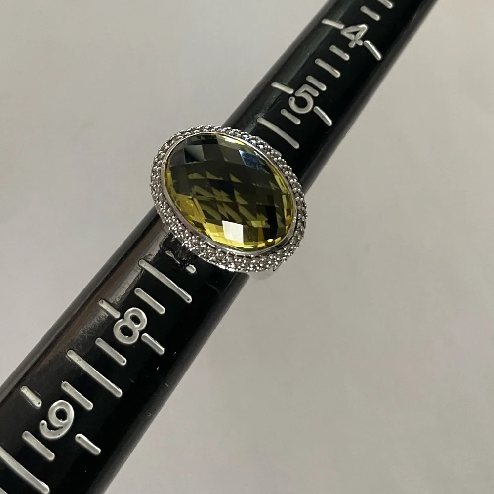 David Yurman, lemon citrine and diamond East West Signature Oval Ring size 6 1/2 - Picture 9 of 10